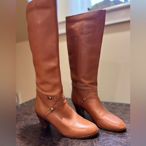 Leather chestnut tall boots